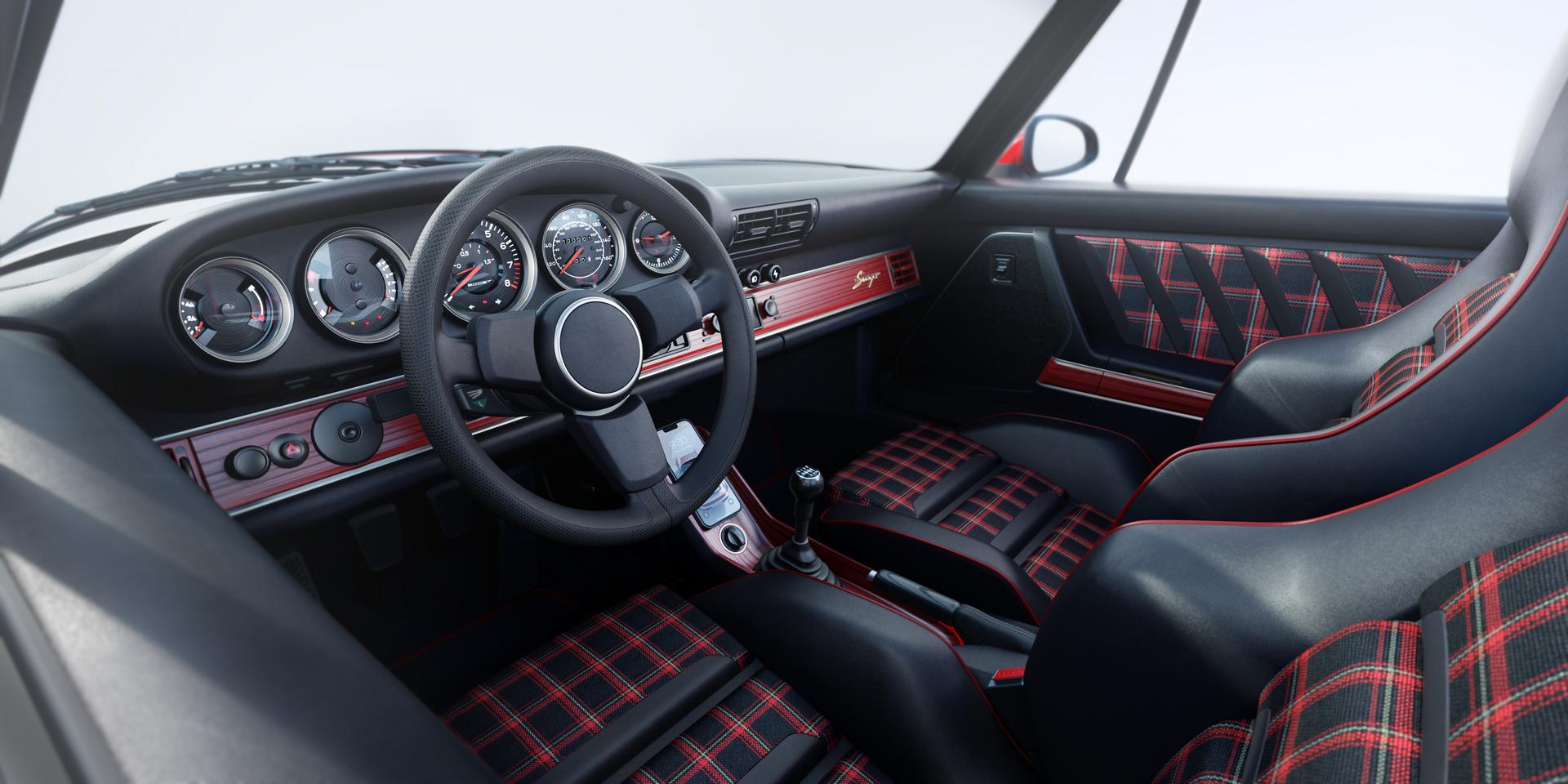 Singer Porsche 964 Turbo Interior