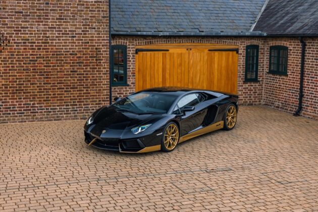 GTspirit Aventador Miura 1