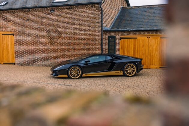 GTspirit Aventador Miura 8