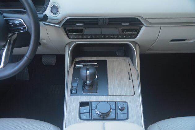 GTspirit MazdaCX90 28