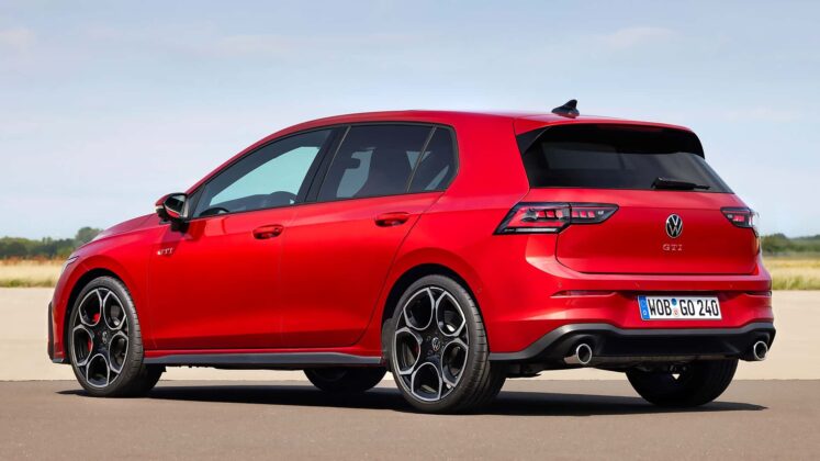 vw golf gti 2024 3