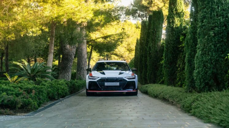 audi rs6 avant gt 15