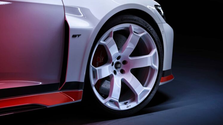 audi rs6 avant gt 51