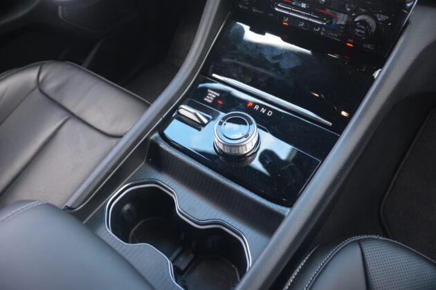 GTspirit JeepGC Interior 11