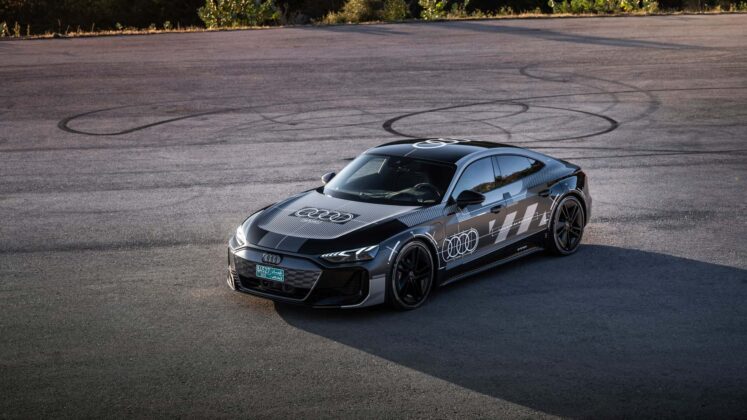 2025 audi rs e tron gt performance 18 2