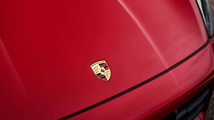 2025 porsche cayenne gts 15