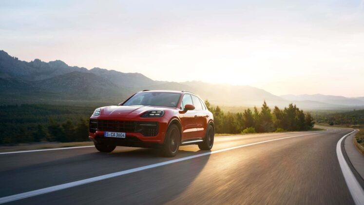 2025 porsche cayenne gts 4