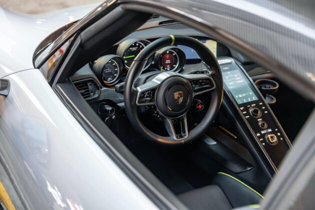 GTspirit 918 Auction 14