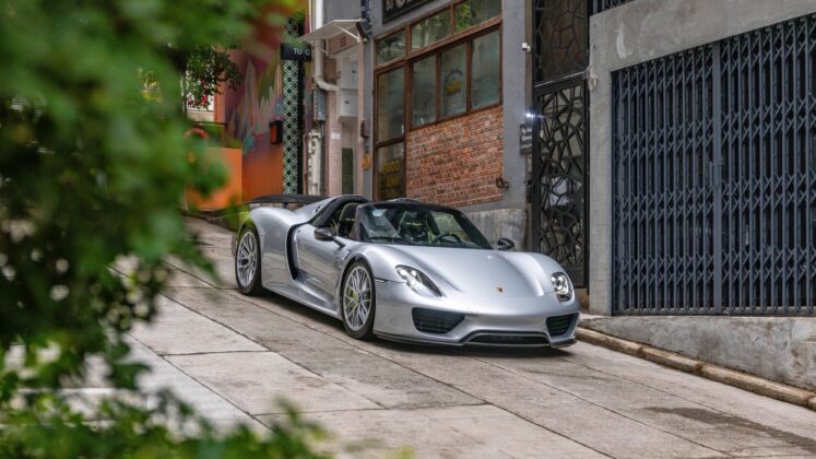 GTspirit 918 Auction 26