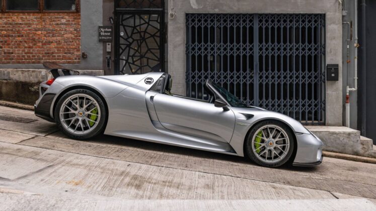 GTspirit 918 Auction 33