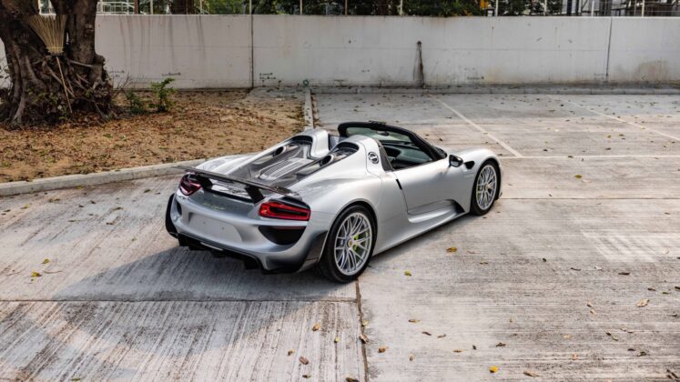 GTspirit 918 Auction 39