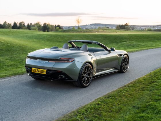 GTspirit AstonMartin DB12V 19 2