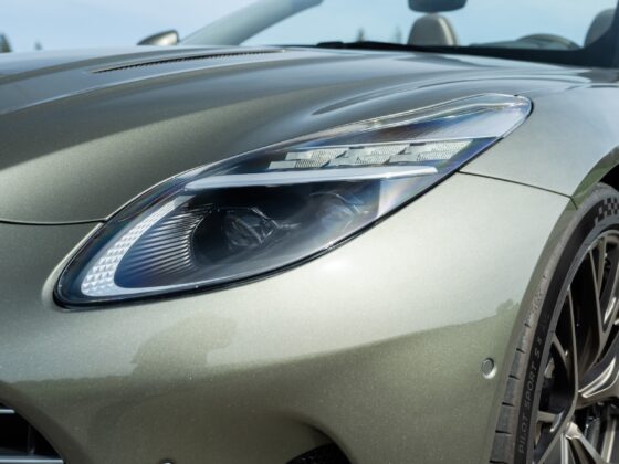 GTspirit AstonMartin DB12V 9 2