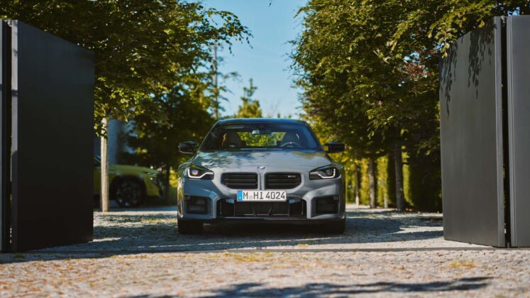2025 bmw m2 6