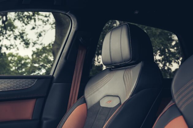 GTspirit Bentayga 2024 16