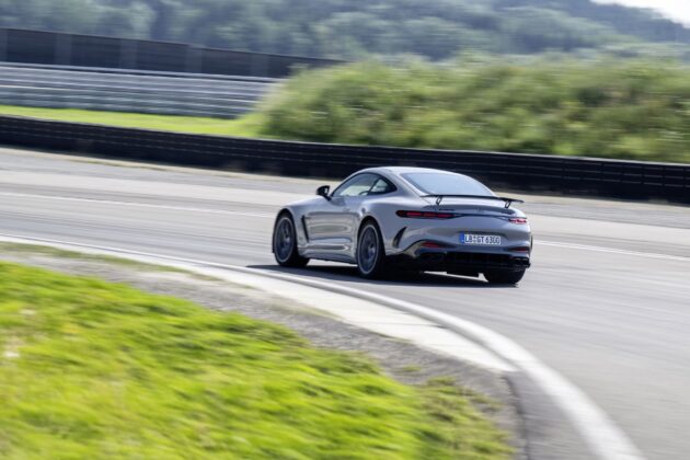 GTspirit AMGGT63PRO 11