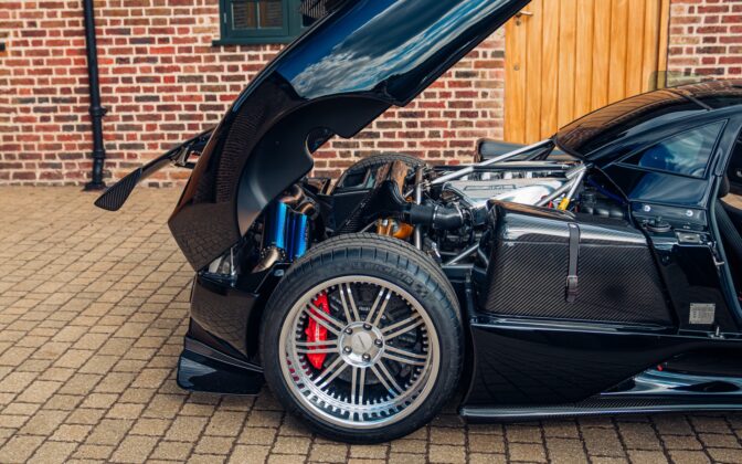 GTspirit ZondaNero 41