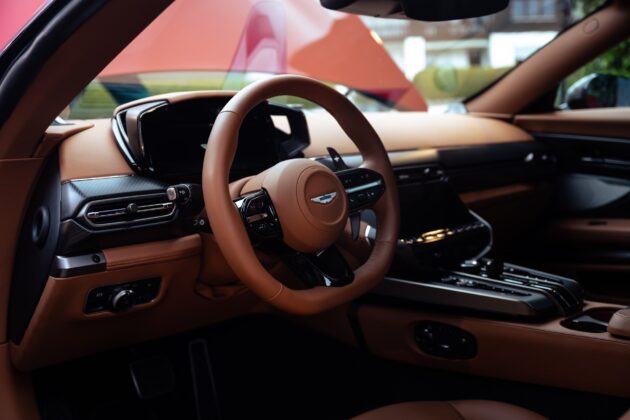 GTspirit AstonMartin Vanquish 17