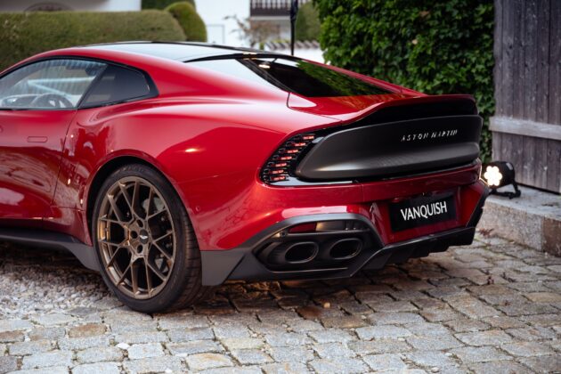 GTspirit AstonMartin Vanquish 4