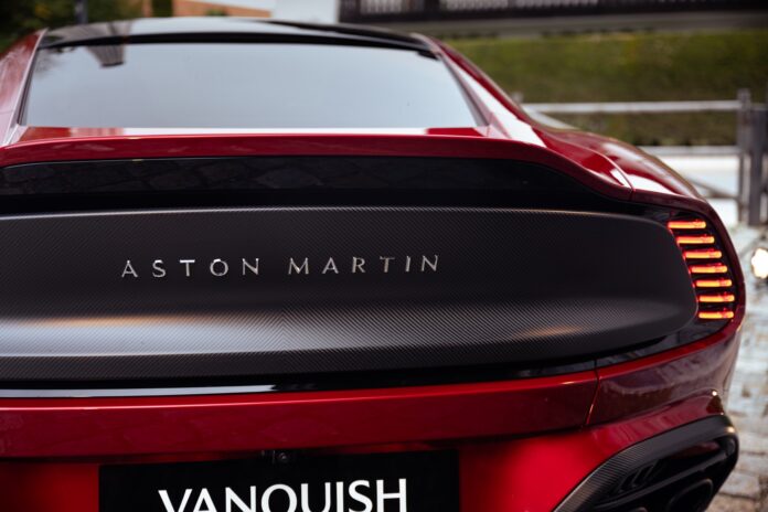 GTspirit AstonMartin Vanquish 8