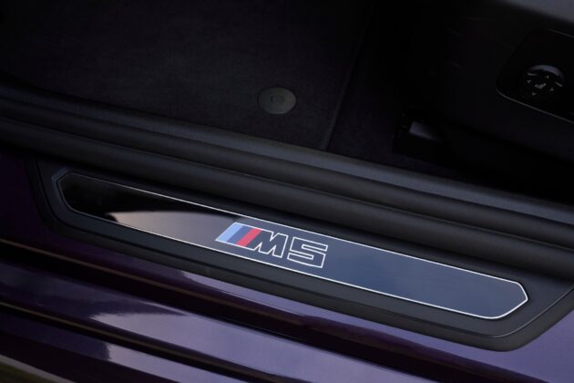 GTspirit BMW M5PHEV 8