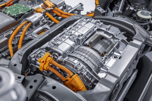 GTspirit Mercedes MMA 8