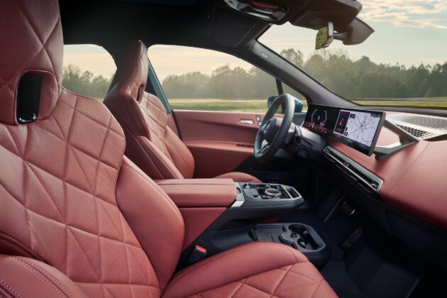 GTspirit 2025BMWiX 26