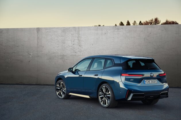 GTspirit 2025BMWiX 4