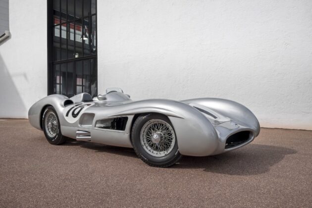 GTspirit Mercedes W196R 2