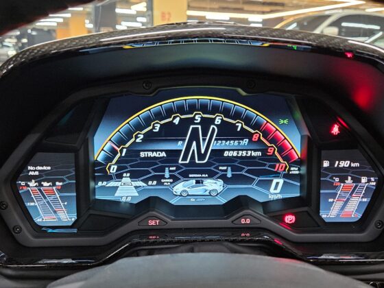 Lamborghini Aventador SVJ Roadster for sale4