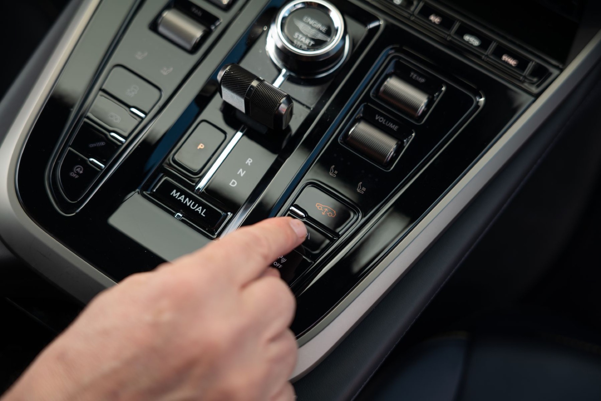 GTspirit CarPlay 8