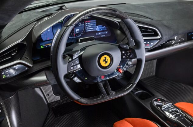 GTspirit FerrariTouchButtons 4