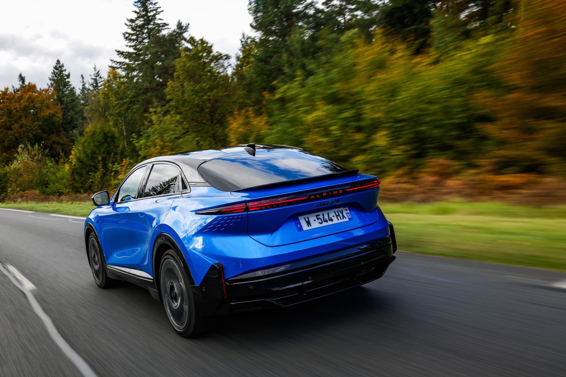 The Blue Banana in Motion: Alpine A390 GTS Drive 21 Alpine A390 18