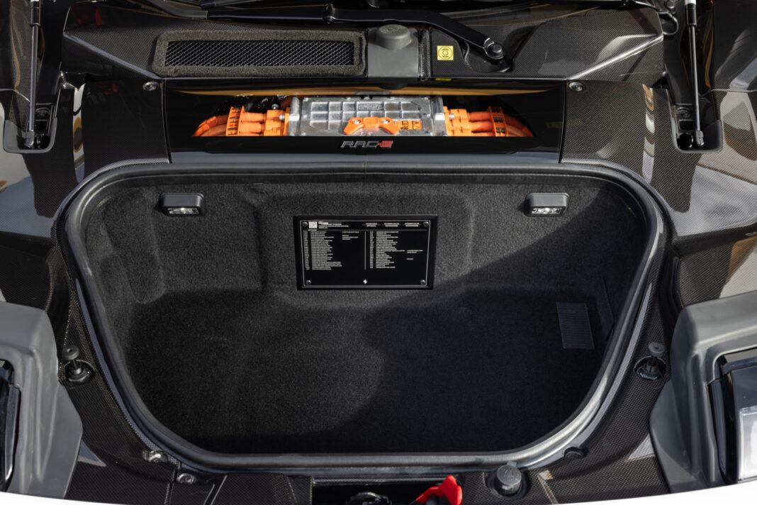 Ferrari 849 Testarossa red details 1