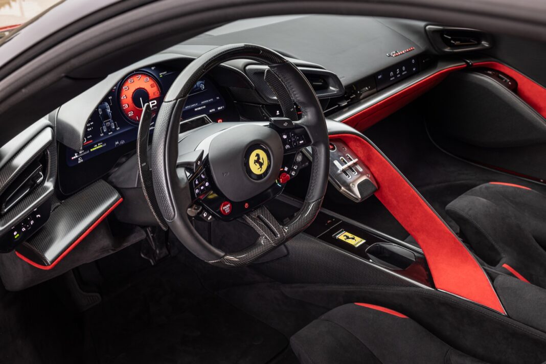 Ferrari 849 Testarossa red details 7