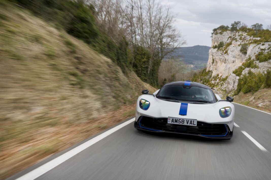 Aston Martin Valhalla 10