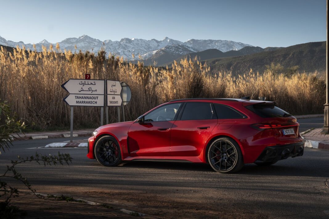 Audi RS 5 Avant 8