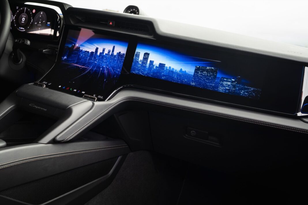 Porsche Cayenne Turbo Electric 11