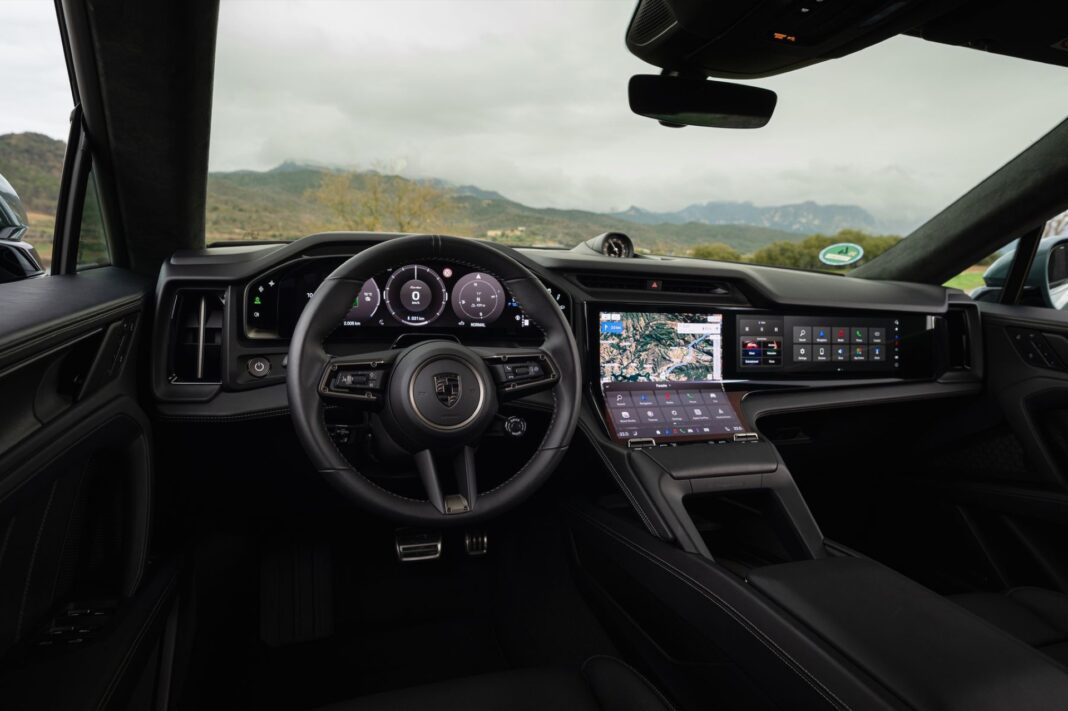 Porsche Cayenne Turbo Electric 13