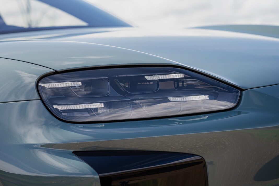 Porsche Cayenne Turbo Electric 2