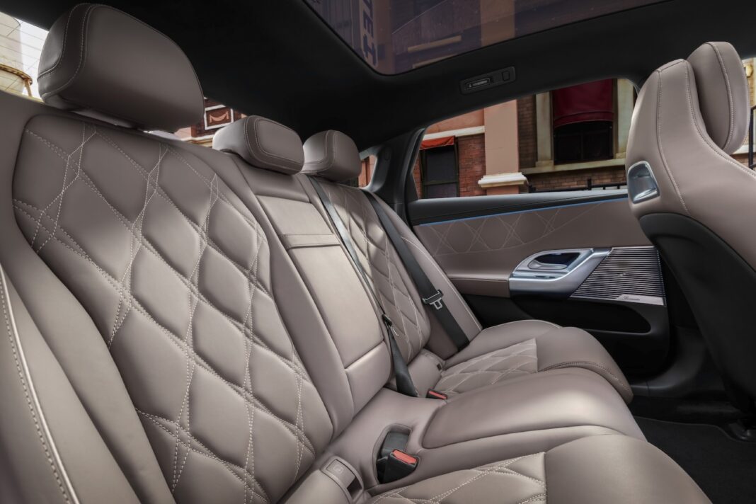 Mercedes C 400 EQ 4matic 15