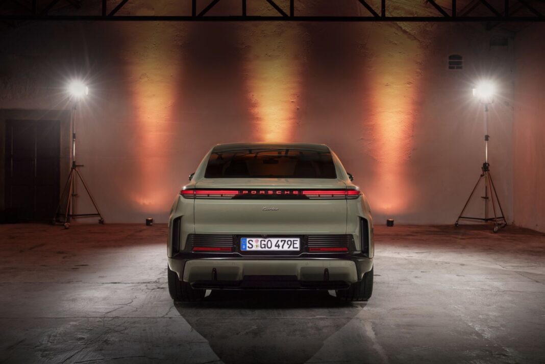 Porsche Cayenne Coupe Electric 7