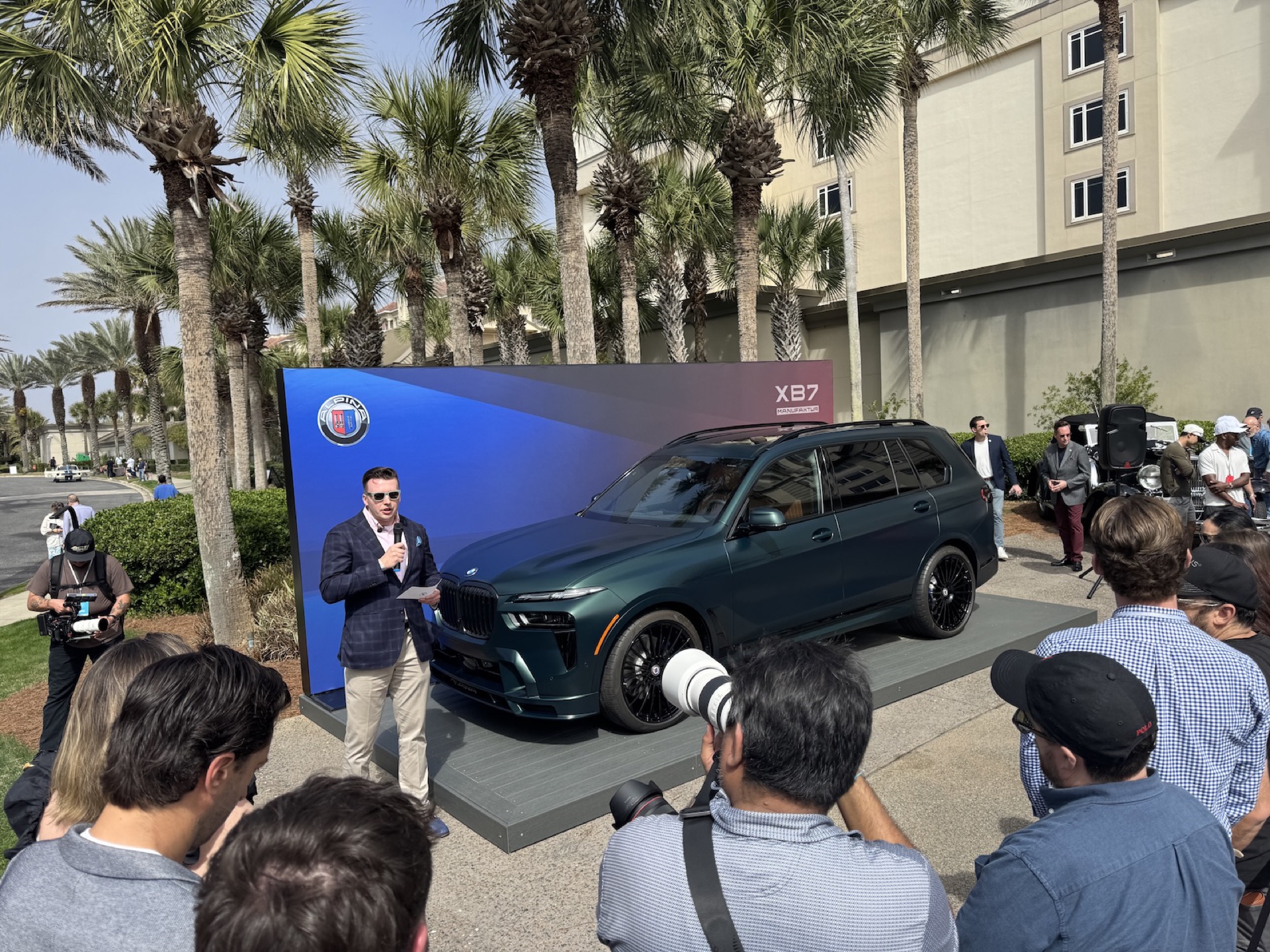 Vision BMW Alpina: Alpina begins again as BMW’s luxury marque 14 BMW Alpina XB7 2