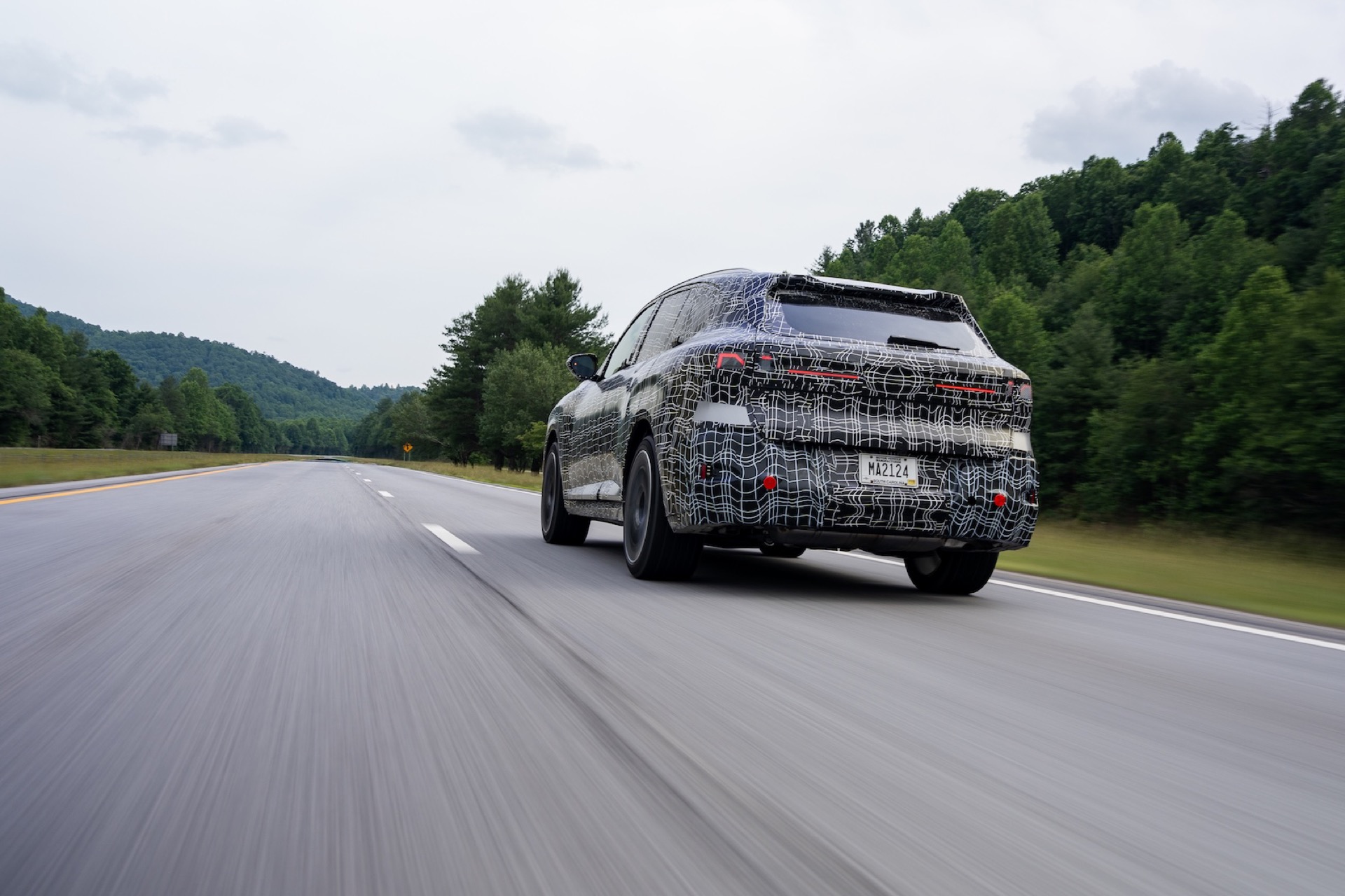 First Drive: 2026 BMW iX5 / BMW X5 - More Comfortable Than Ever 29 BMW iX5 12