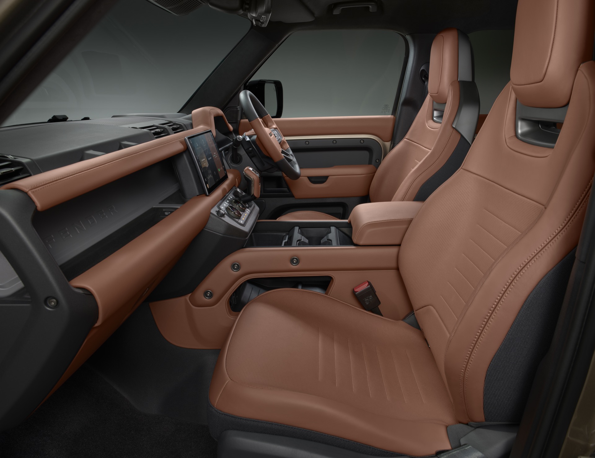Land Rover Defender OCTA: The V8 Antidote That Needed More Bite 21 DEF OCTA 25MY STUDIO INTERIOR PETRA 030724 01